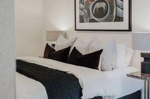 2 bedrooms, premium bedding, iron/ironing board, free WiFi