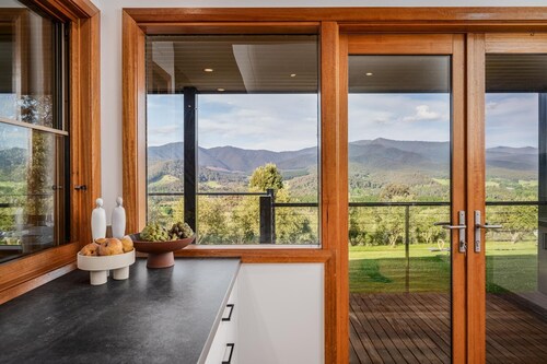 The Grove Estate - The pièce de resistance of this property is the view, be it the 360-degree views of the surrounding bush side, valley and the Region’s famous Mt Buffalo or perhaps the view of the spectacular and famous artwork showcased through th