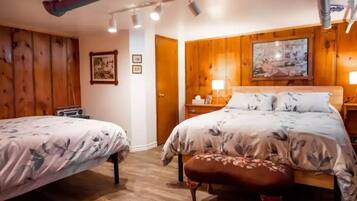 4 Schlafzimmer, Schreibtisch, Bügeleisen/Bügelbrett, kostenloses WLAN