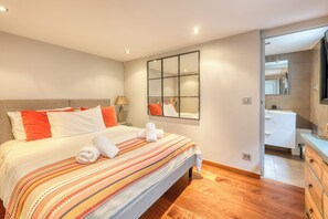 5 Schlafzimmer, Zimmersafe, Bügeleisen/Bügelbrett, kostenloses WLAN