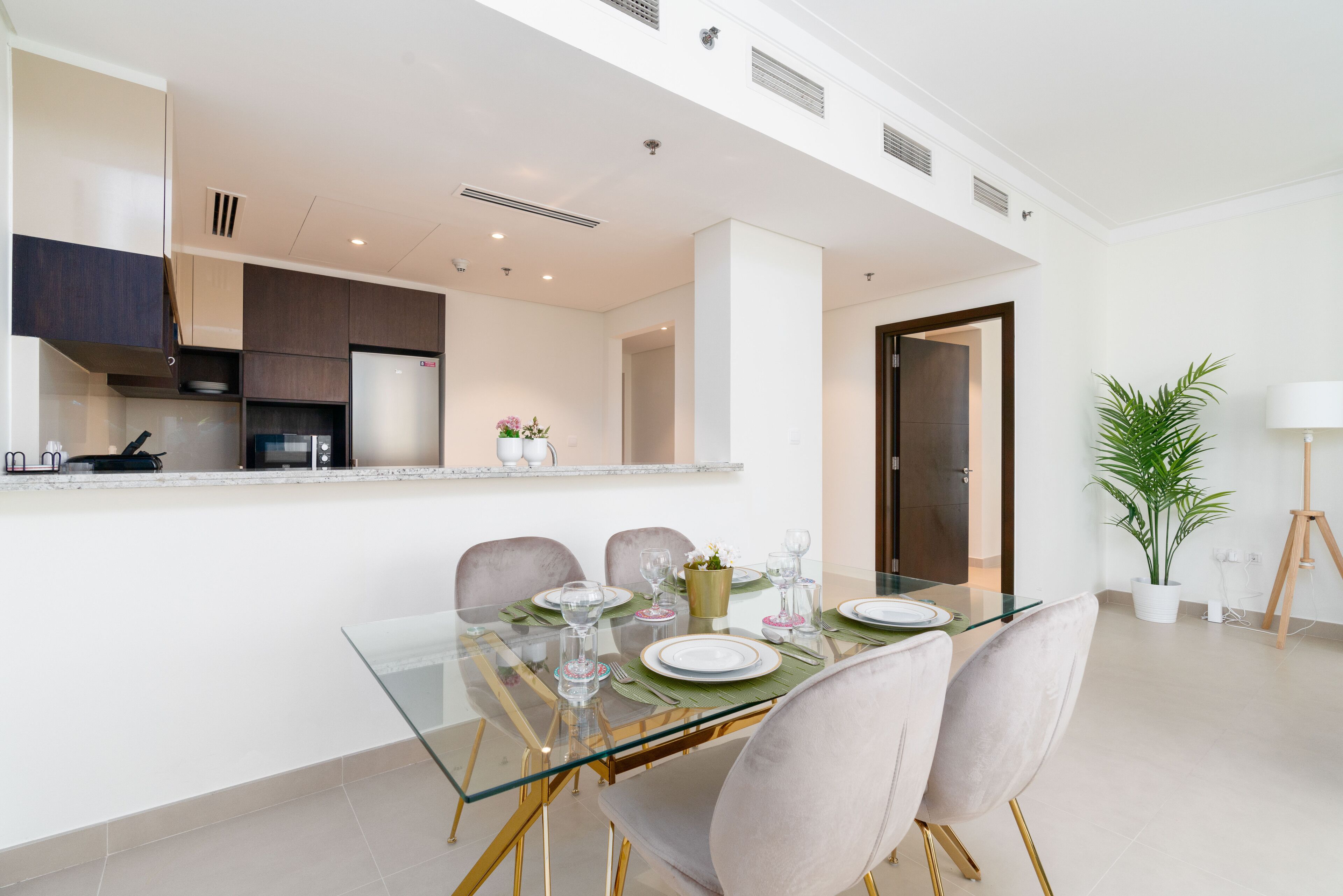 Premier appartement | Dineren op de kamer