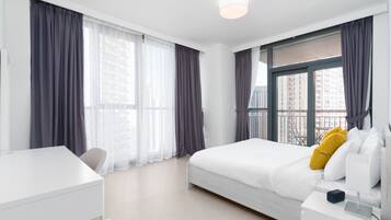 Premier-Apartment | 1 Schlafzimmer, hochwertige Bettwaren, Zimmersafe, Schreibtisch