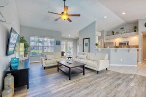 Smart TV, DVD player, video library, stereo