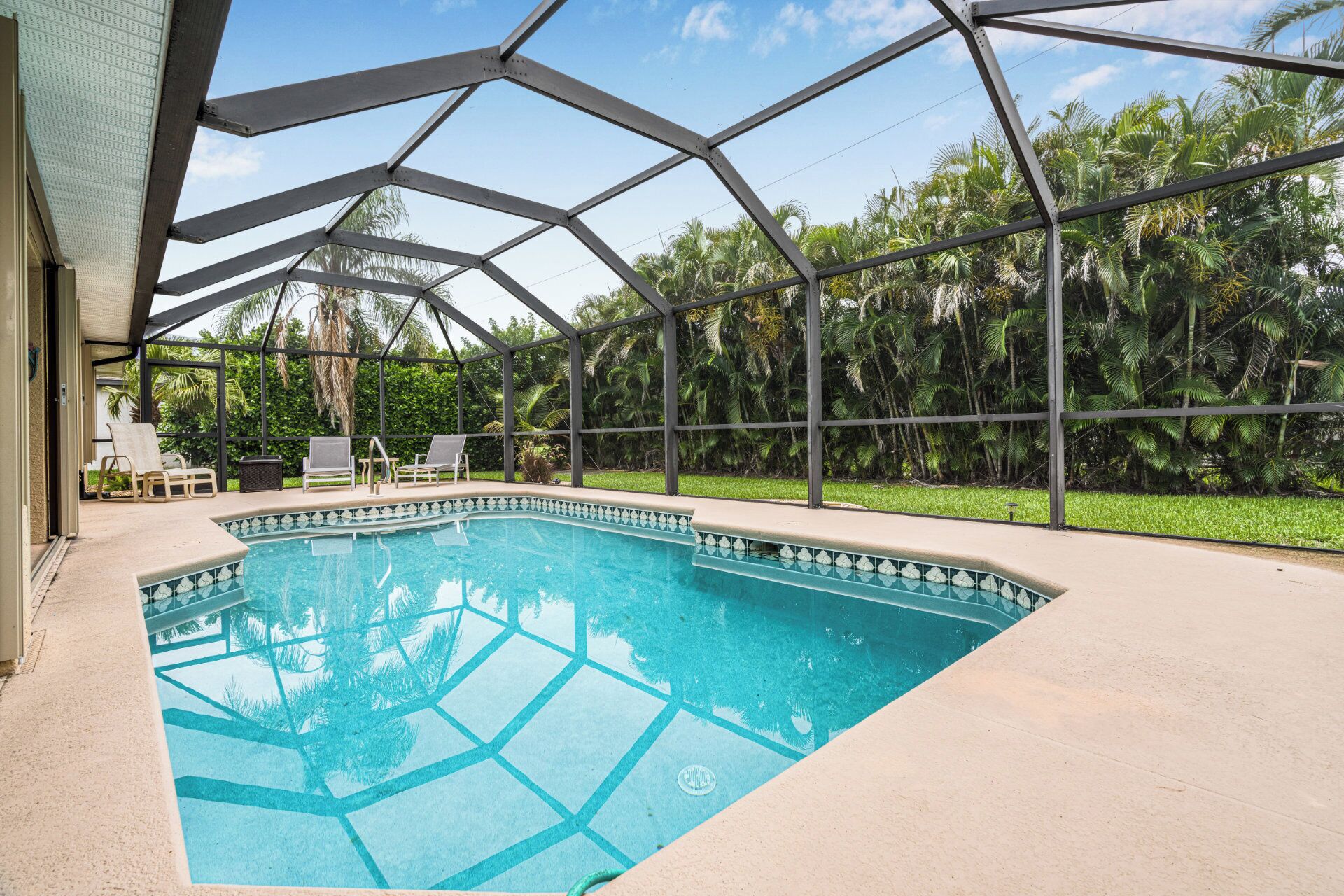 Piscina interna, piscina aquecida