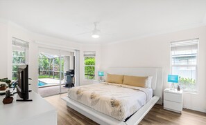 3 chambres, fer et planche à repasser, accès au Wi-Fi (inclus)