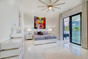 4 bedrooms, iron/ironing board, travel cot, free WiFi