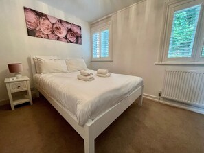 2 bedrooms, iron/ironing board, travel cot, WiFi