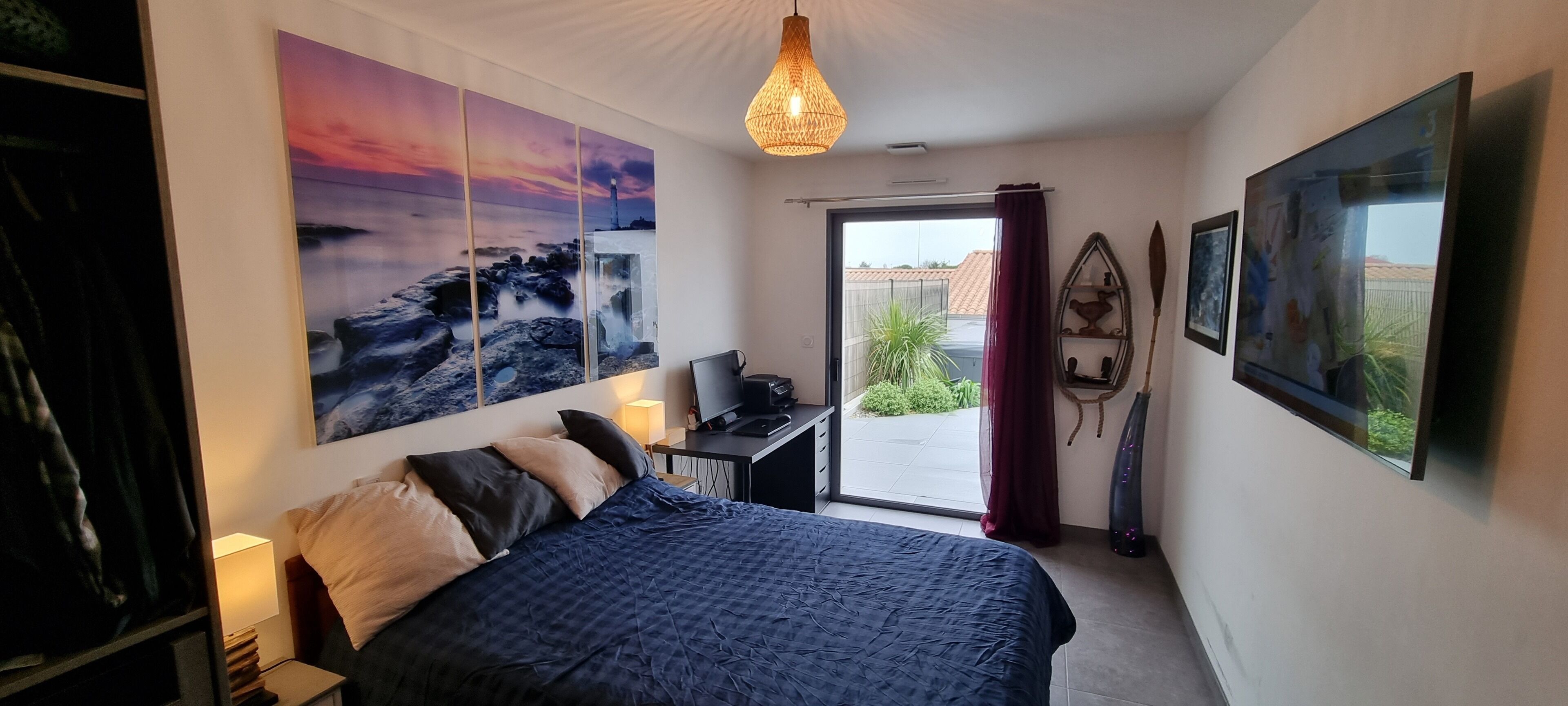 3 slaapkamers, een strijkplank/strijkijzer, gratis wifi, beddengoed