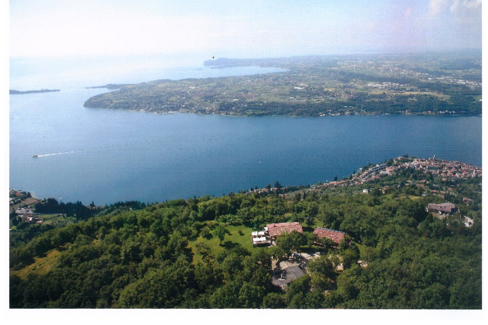 GREEN flat (2 pax), FIOCCHINA magic place - Salò - Garda Lake