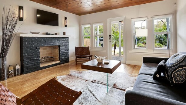 House | 2 bedrooms - Fabulous Modern Bungalow 2 Bed 2 Bath 5 Minutes From Wilton Manors (Fort Lauderdale)