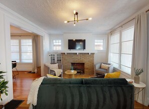 Televisio, työhuone