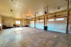 Interior - Luxury Family Home with Full Teton Views + Hot Tub (Driggs)