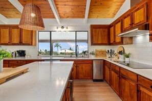 Fridge, microwave, oven, stovetop - Entire Gated Estate w/ Lap Pool Ocean View AC in DT Kona (Kailua-Kona)