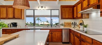 Entire Gated Estate w/ Lap Pool Ocean View AC in DT Kona