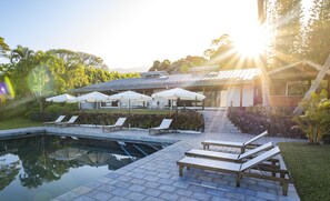 Piscine extérieure