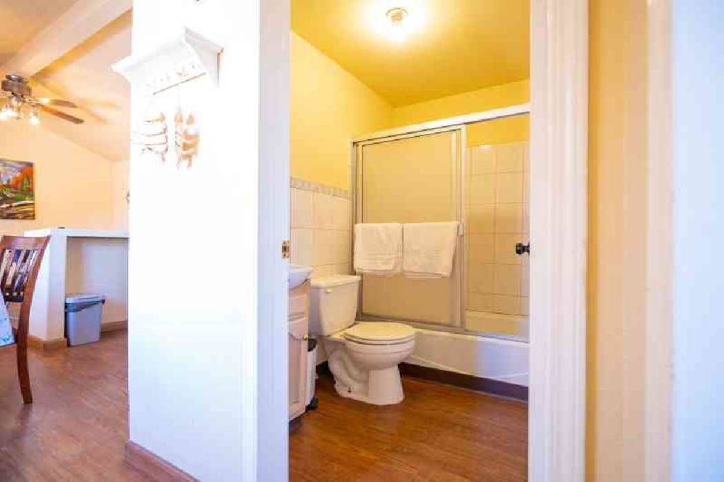 Cozy In-town Rental home - Casa Rumba