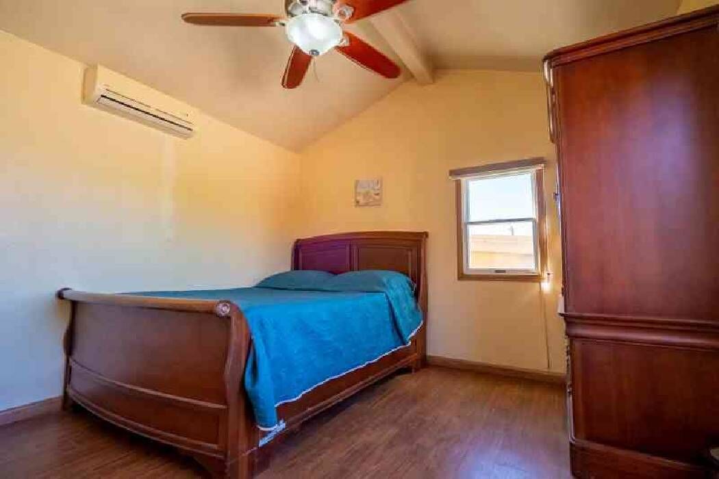 Cozy In-town Rental home - Casa Rumba