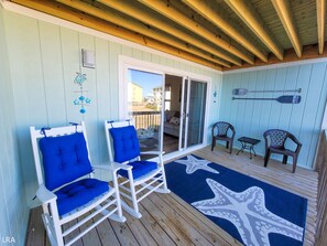 Terrace/patio - Surf Condos 318 - Ocean Views & Poolside Fun! (Holly Ridge)