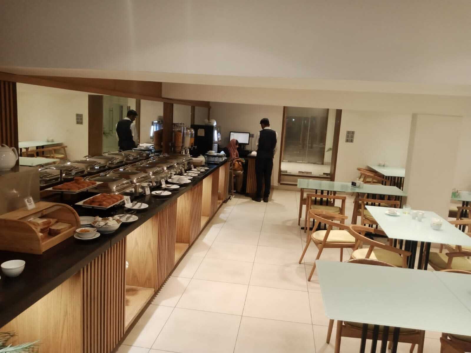 Free daily buffet breakfast