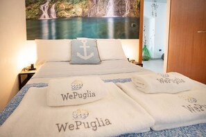 ห้องดับเบิล | โต๊ะทำงาน, Wi-Fi ฟรี, ผ้าปูที่นอน