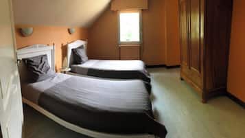8 bedrooms, free WiFi
