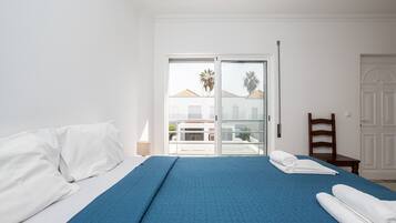 2 bedrooms, free WiFi, bed sheets