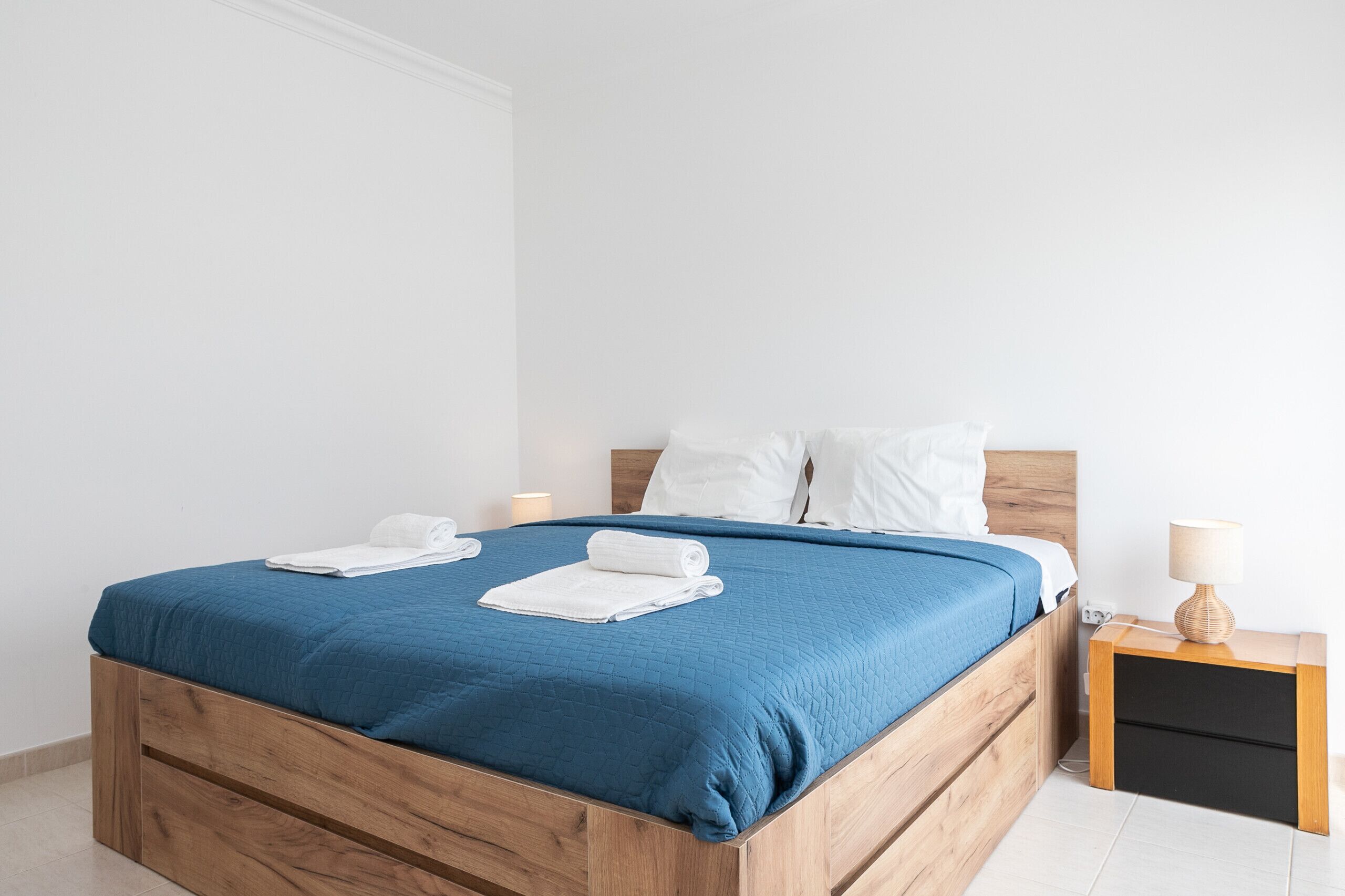 2 chambres, Wi-Fi gratuit, draps fournis