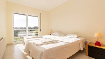 2 chambres, Wi-Fi gratuit, draps fournis