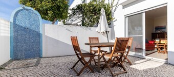 Villa with 2 bedrooms and patio by AlgarveManta (8V2)