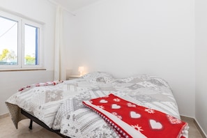 3 chambres, fer et planche Ă repasser, Wi-Fi gratuit, draps fournis