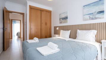 3 dormitoris, wifi gratuïta i roba de llit