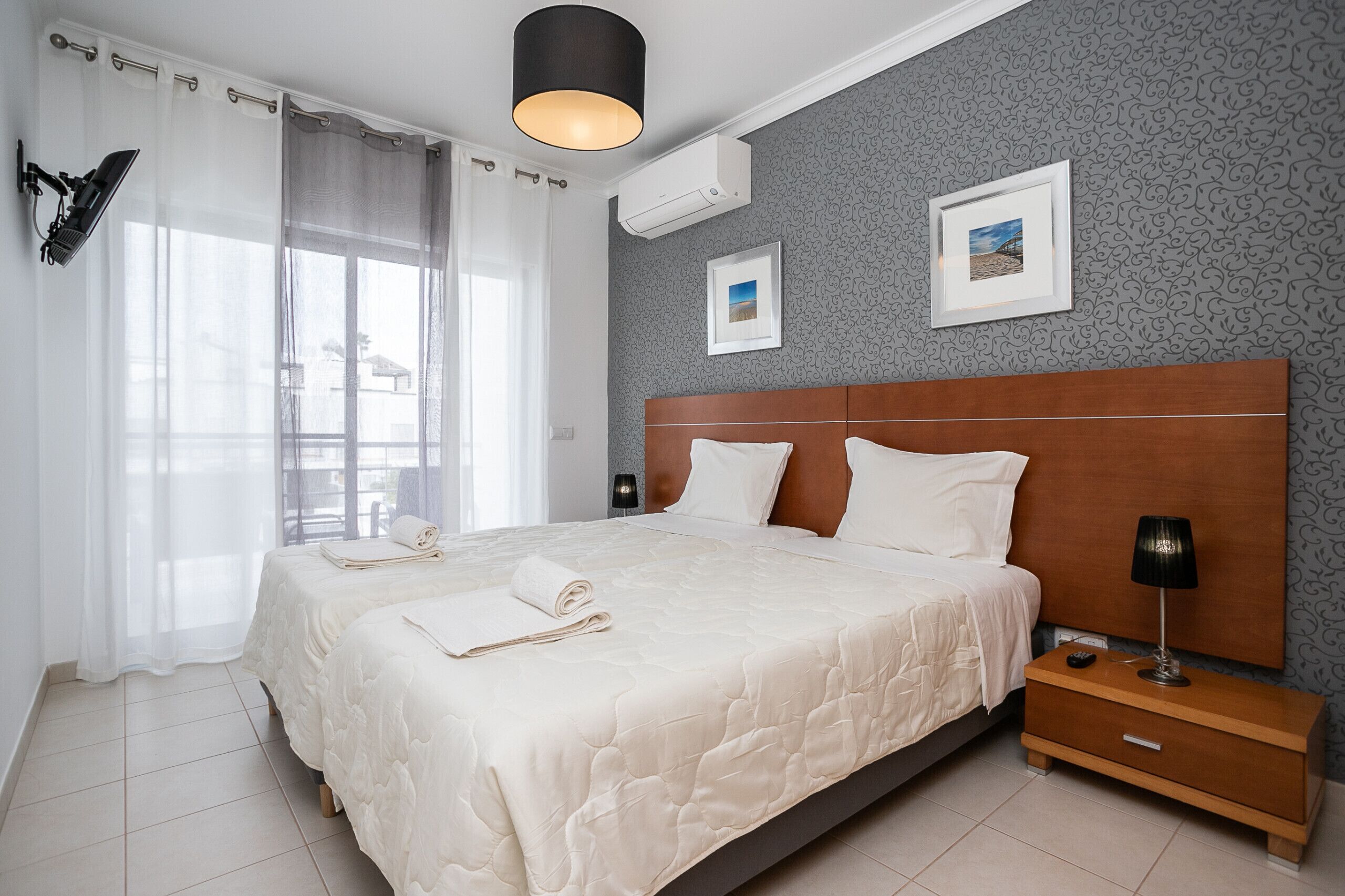 3 habitaciones, wifi gratis y ropa de cama 