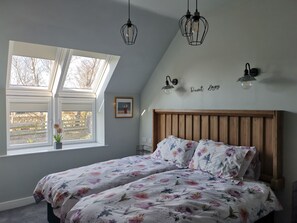 2 Schlafzimmer, Bügeleisen/Bügelbrett, Reisekinderbett, kostenloses WLAN