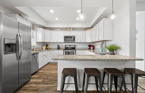 Fridge, microwave, oven, stovetop - Boardwalk, Pool, 2 Balconies - Hook, Wine & Sinker (Port Aransas)