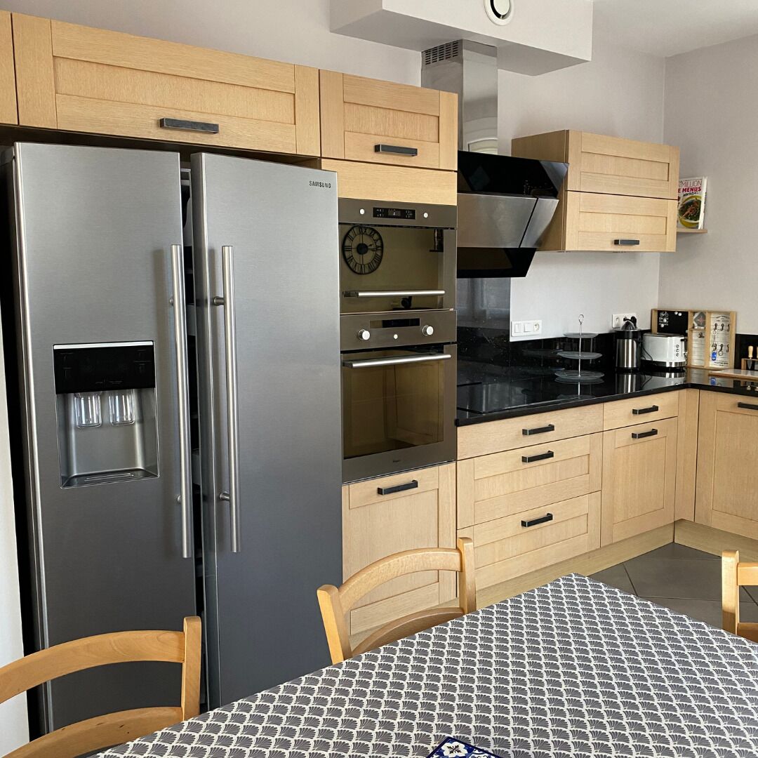 La Brivadoise, pleasant townhouse with swimming pool