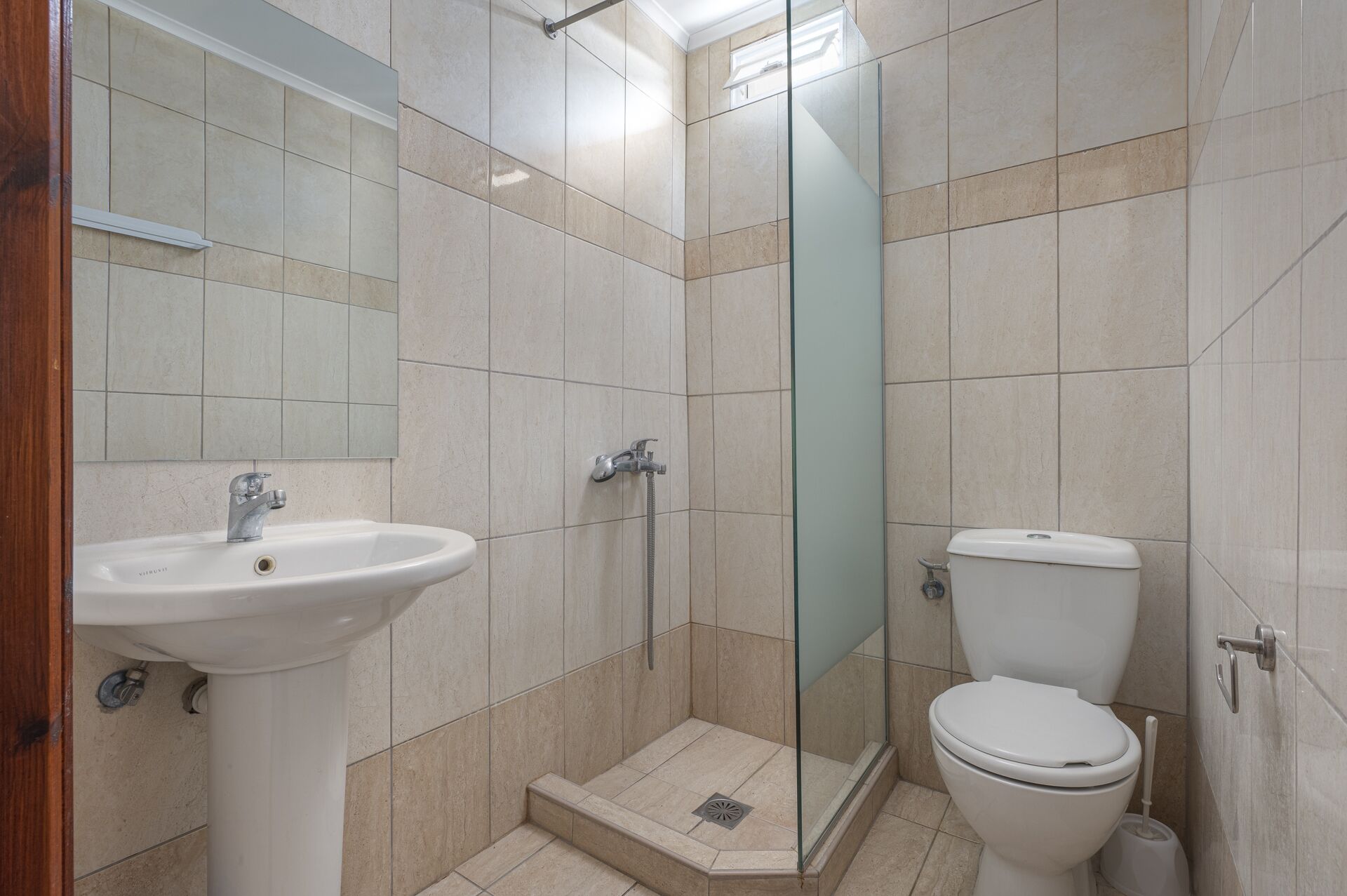 Photo - Adonis Hotel