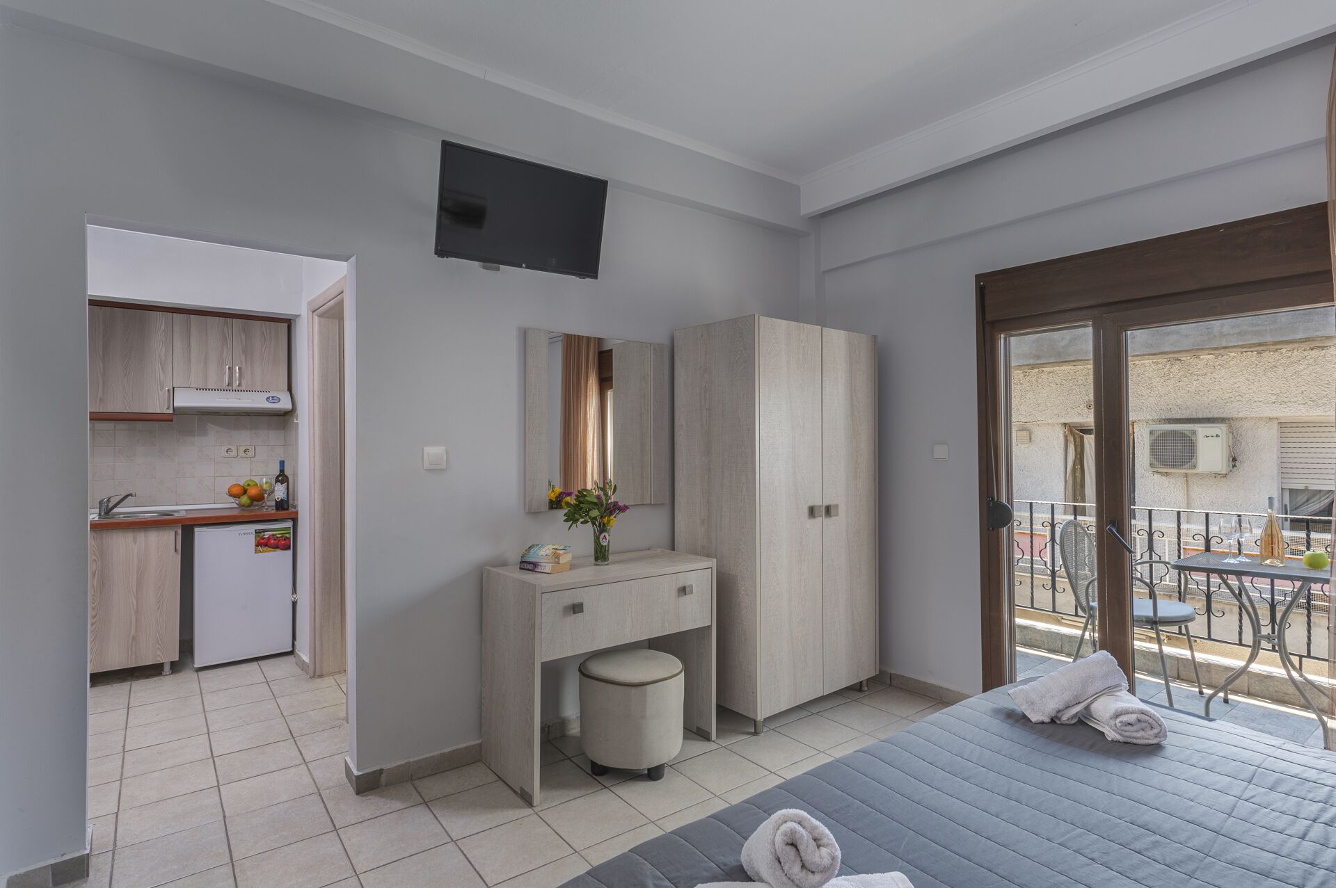 Photo - Adonis Hotel