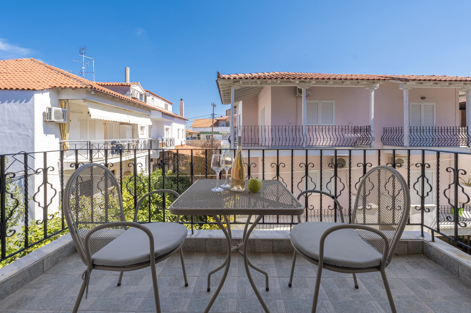 Photo - Adonis Hotel