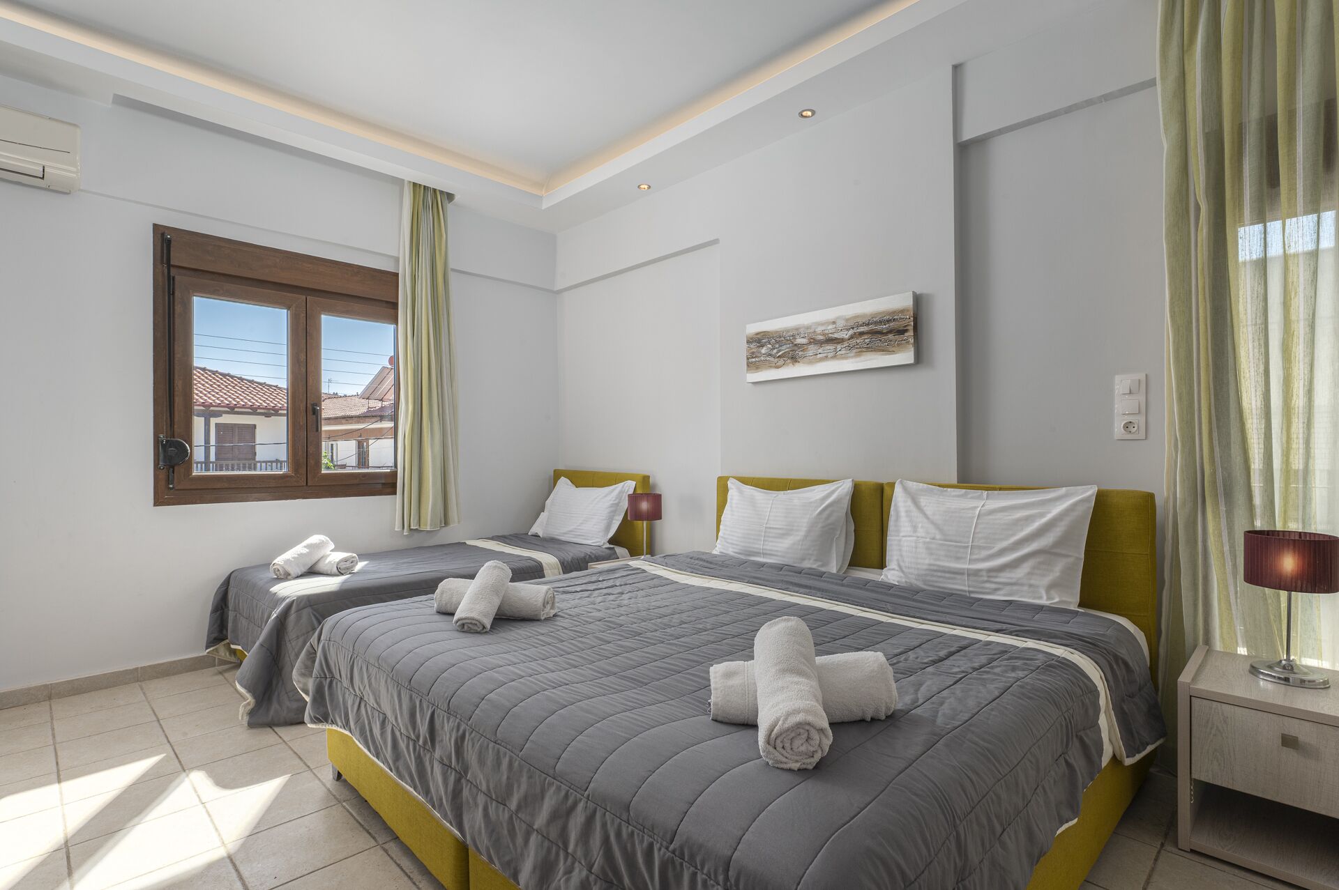 Photo - Adonis Hotel