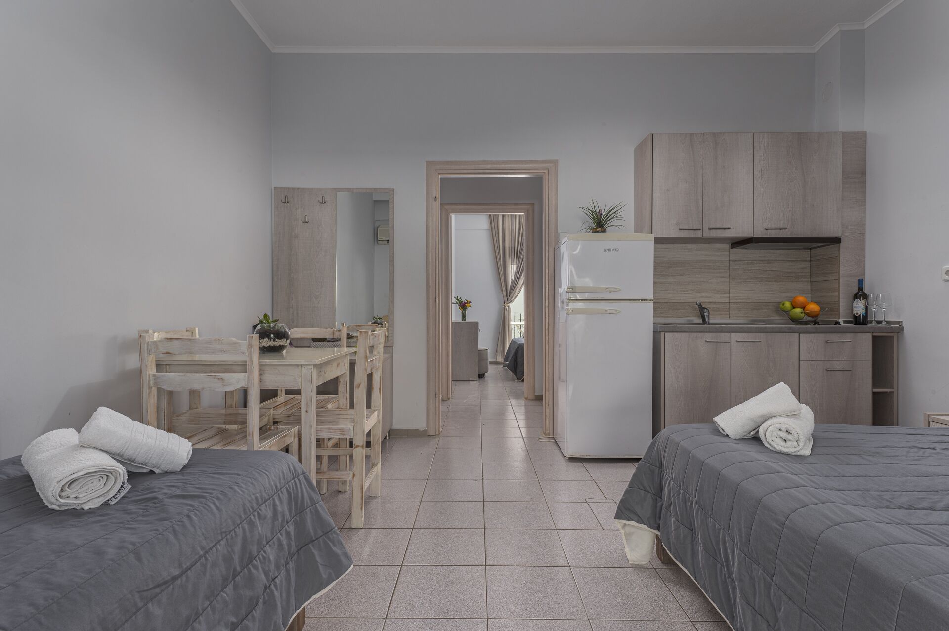 Photo - Adonis Hotel