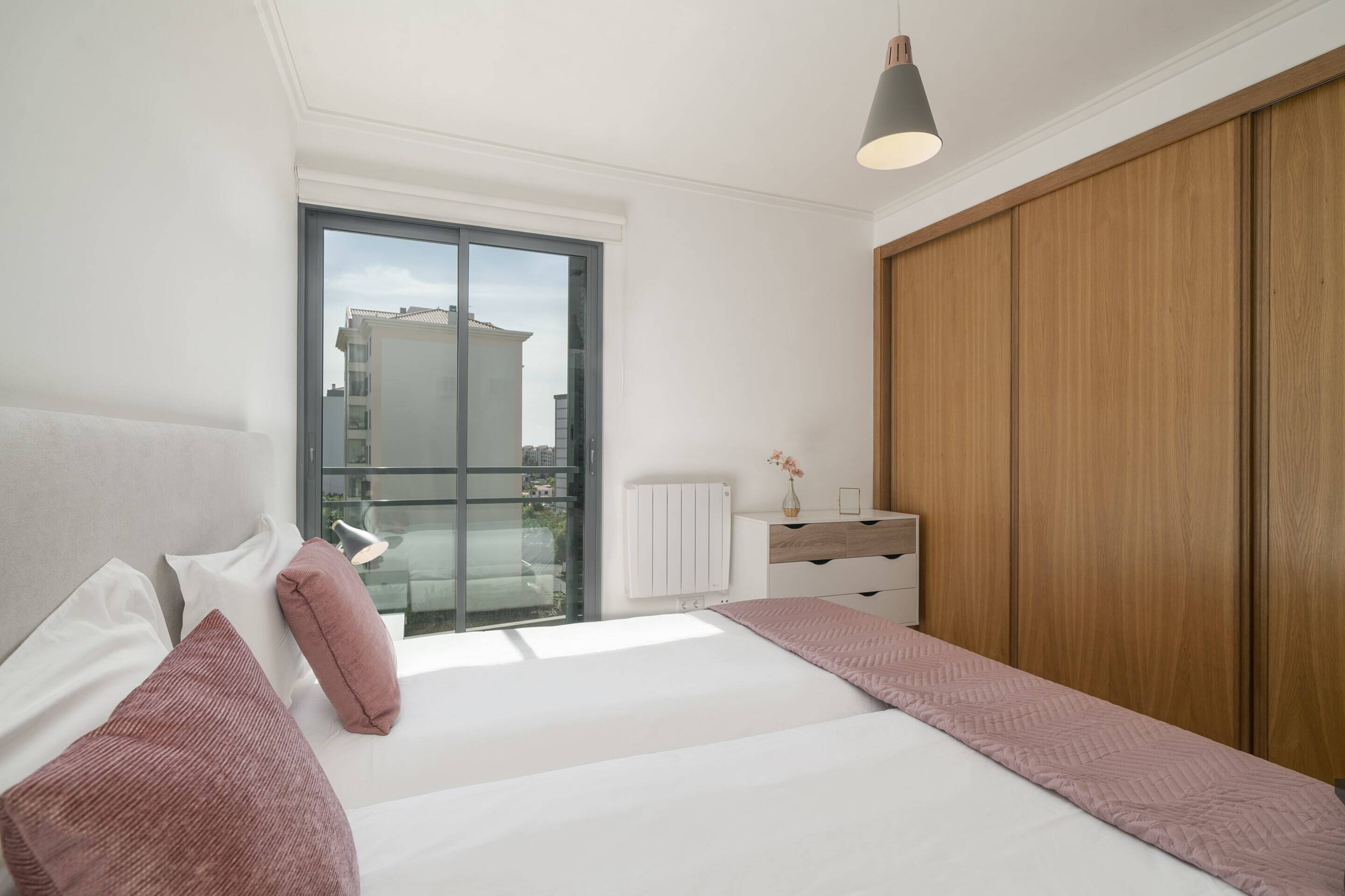 Apartment With Pool and Gym, Piornais Residence I