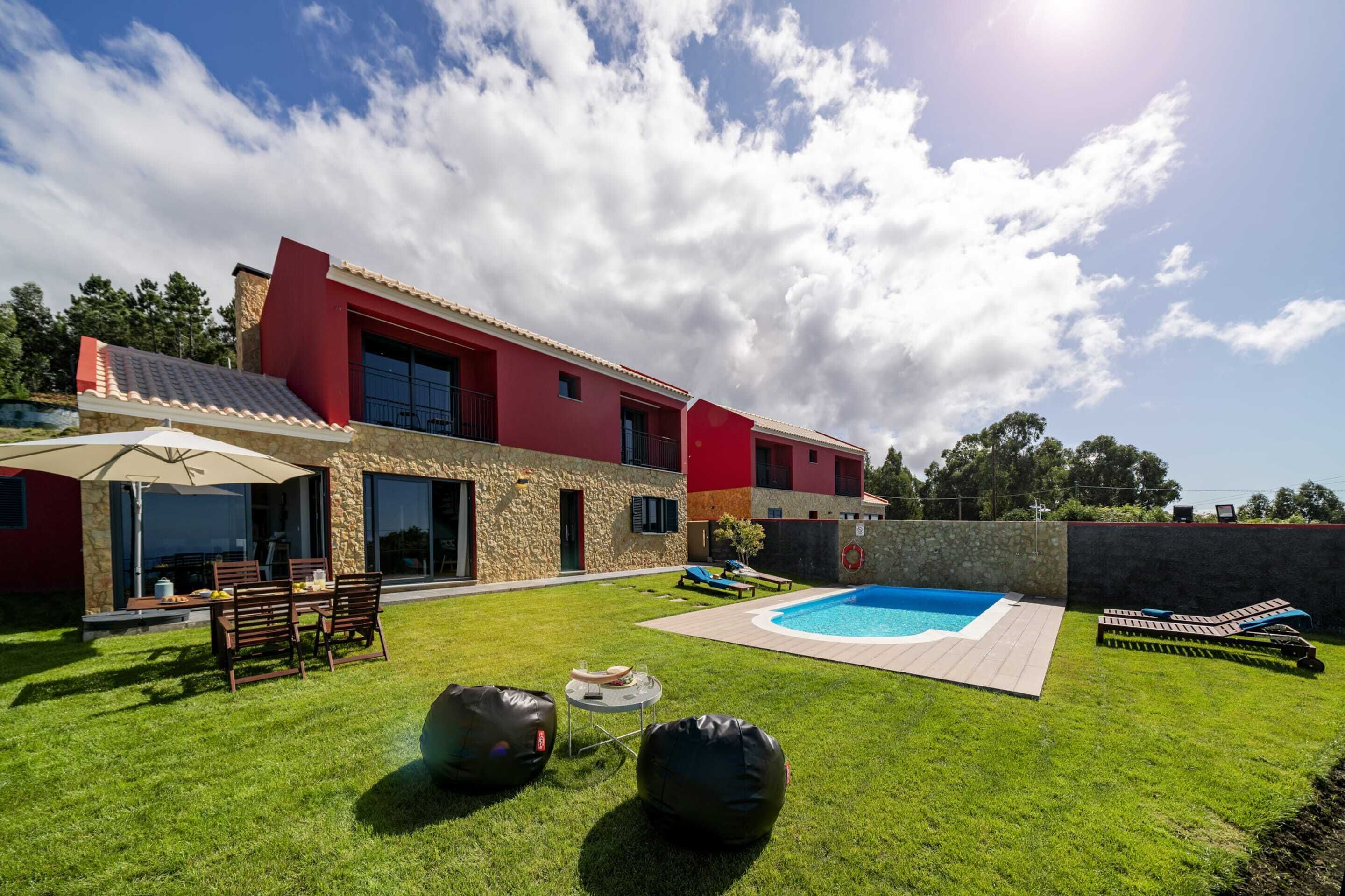 Felicidade Rocha II - For Families, With a Pool