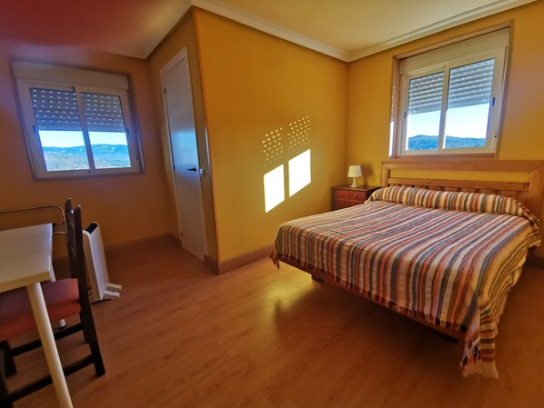 1 makuuhuone, ilmainen Wi-Fi, vuodevaatteet