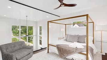 3 habitaciones, tabla de planchar con plancha, wifi y ropa de cama