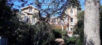 Charming country house on the Faron