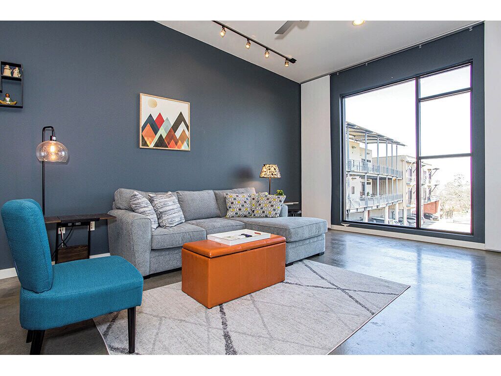 Good Vibrations | Ideally located in Austin