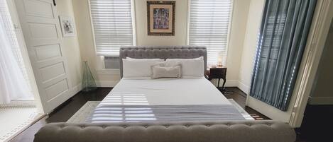 1 bedroom, desk, iron/ironing board, free WiFi