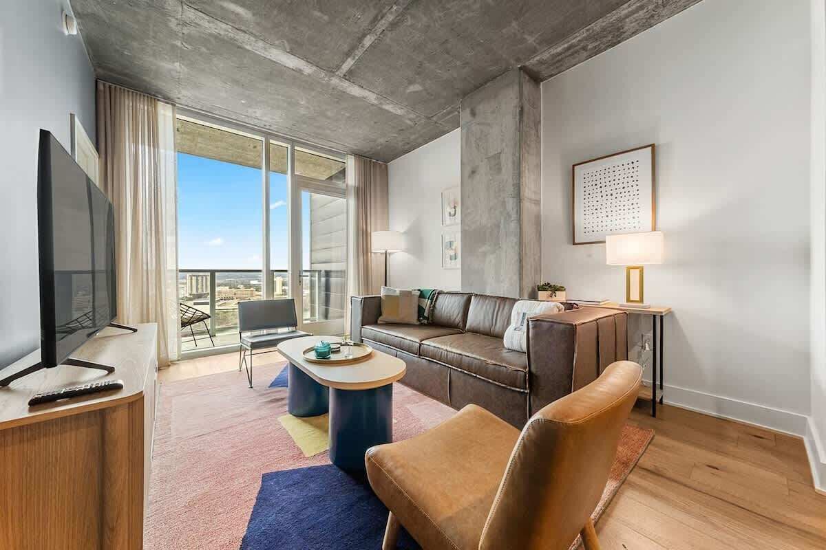 Téléviseur, bureau