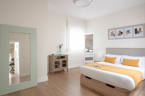2 habitaciones, tabla de planchar con plancha y internet gratis 