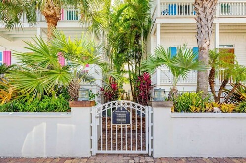 Pool & Parking & Pet Friendly - Southernmost View